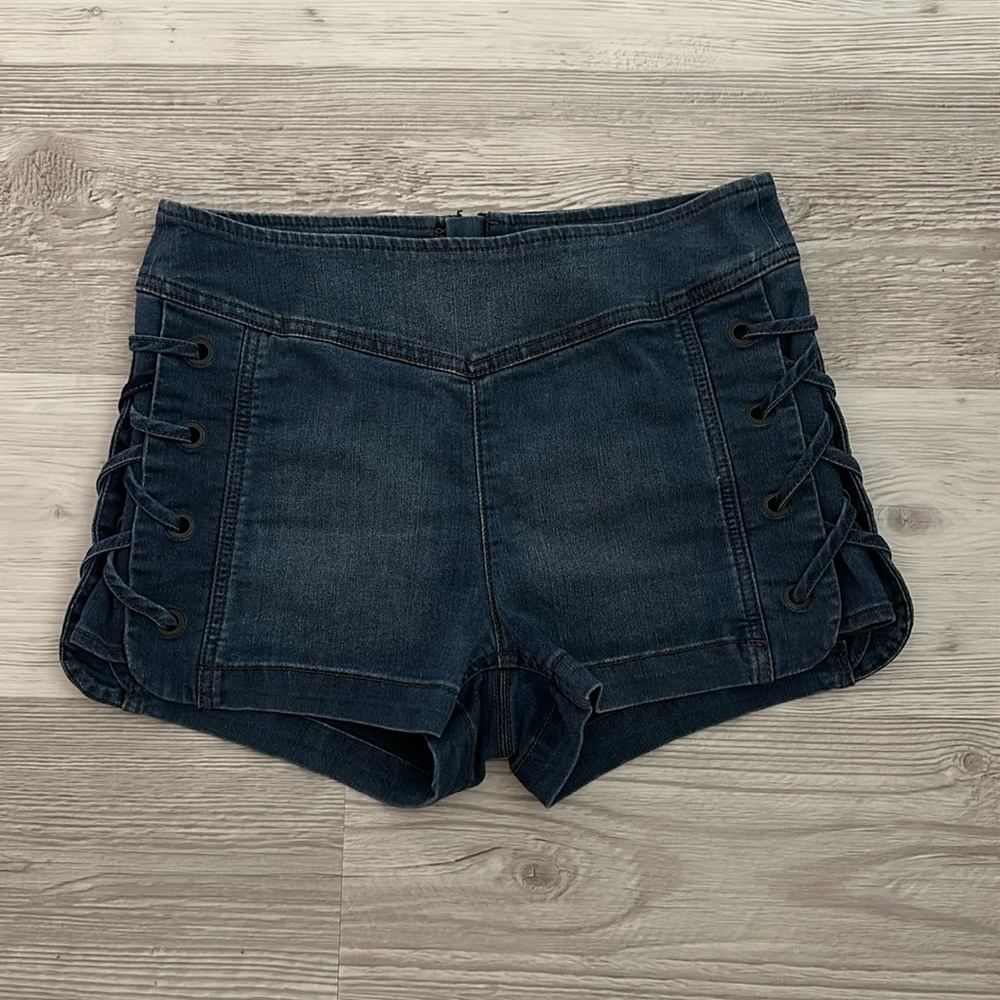 Free People Lace Up Side Jean Shorts, Sz 26